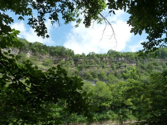 Senderismo por el sendero Kentucky River Palisades Trail