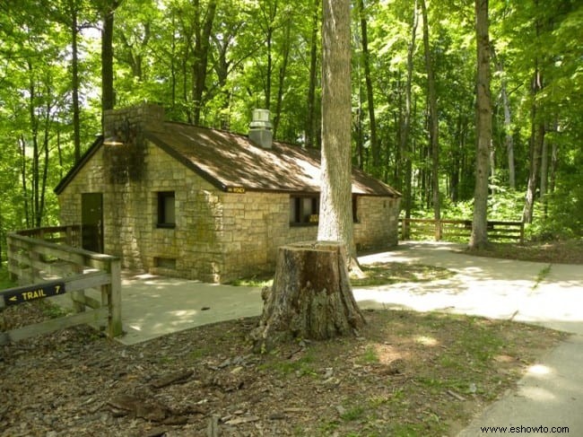 De visita en el parque estatal Clifty Falls, Indiana