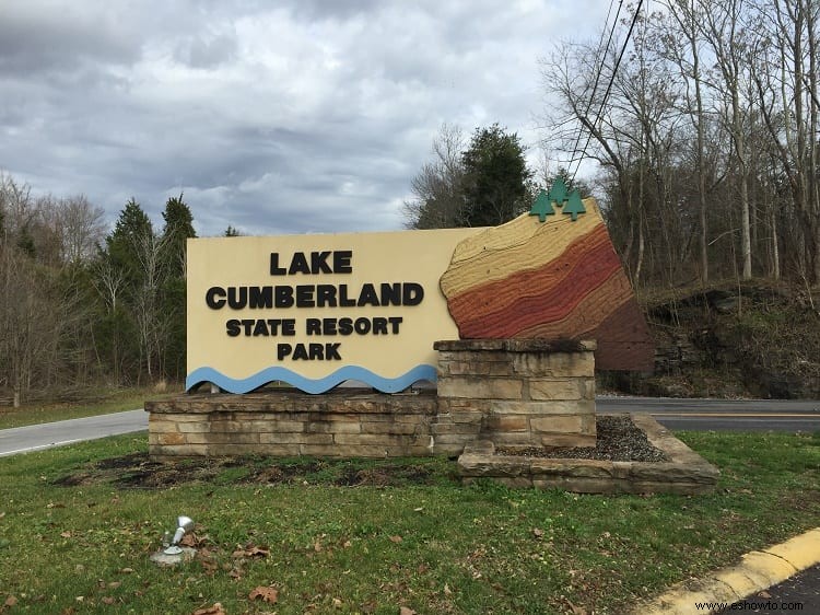 Senderismo familiar en el lago Cumberland 