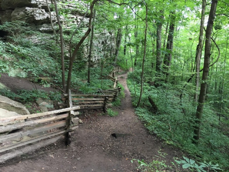 Senderismo por el arco natural, condado de McCreary, KY