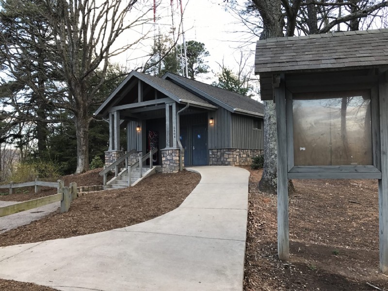 Visitando la estrella histórica en Roanoke