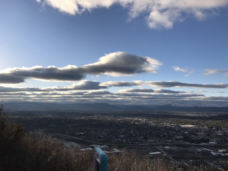 Visitando la estrella histórica en Roanoke