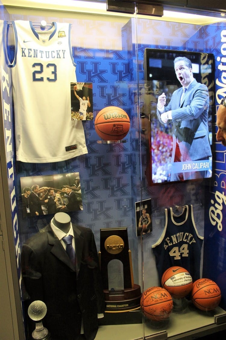 Visita al Salón de la Fama del Baloncesto Naismith Memorial