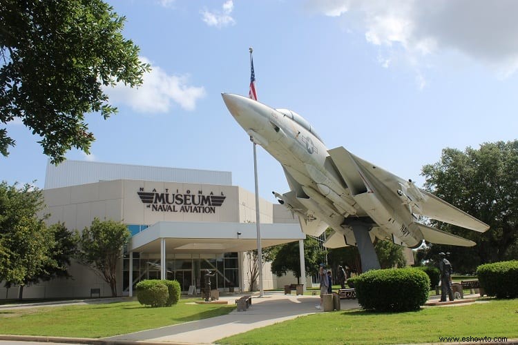 Visita al Museo Nacional de Aviación Naval