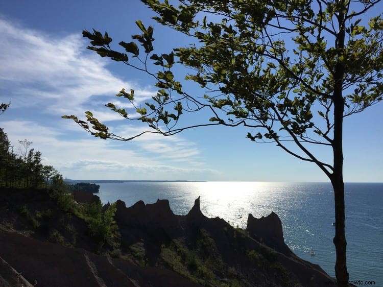 Parque estatal Chimney Bluffs:lago Ontario