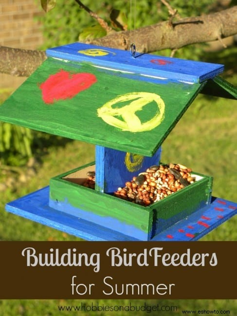 Construyendo comederos para pájaros para el verano