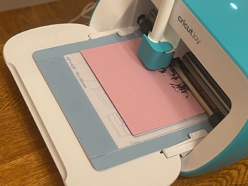 Papelería personalizada con Cricut Joy