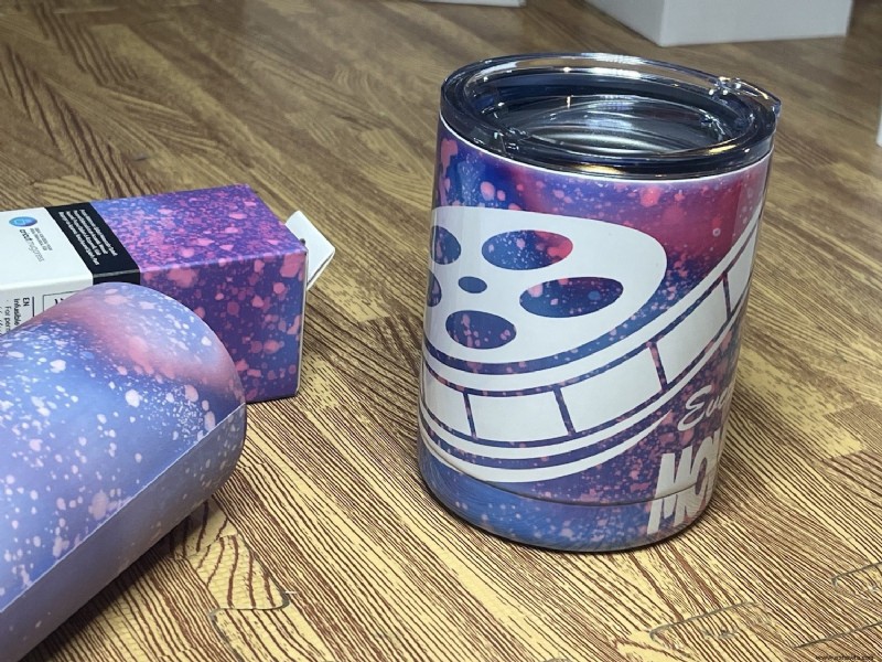 Idea de regalo de prensa de taza de noche de película