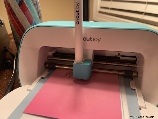 Hacer tarjetas desde el sofá con Cricut Joy