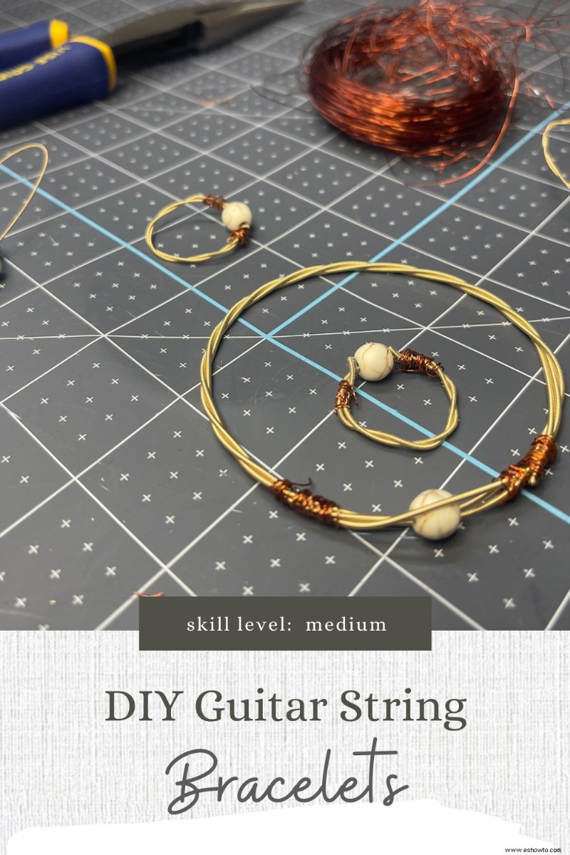 Pulseras de cuerdas de guitarra DIY