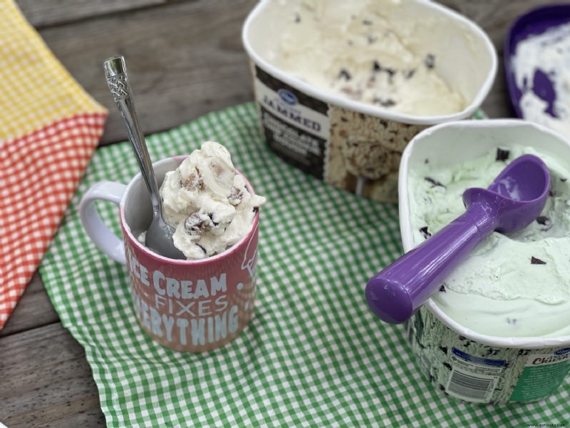 Taza y posavasos Infusible Ink  El helado lo arregla todo 