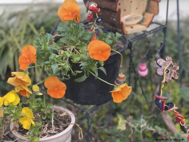 Decoración de botón para jardín y estacas para flores