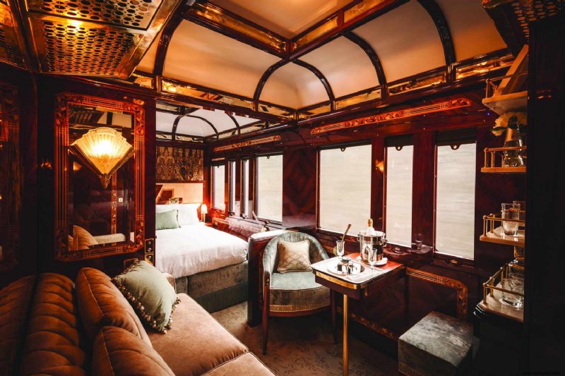 El Venice Simplon-Orient-Express ha anunciado viajes festivos de invierno, con cenas ultra glamorosas