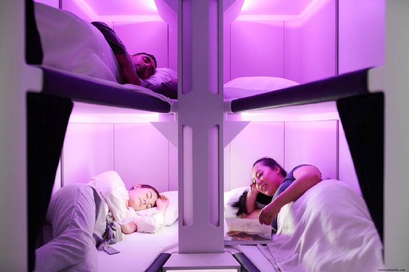 Las primeras cápsulas para dormir del mundo para pasajeros de clase económica son tan asombrosas como suenan 