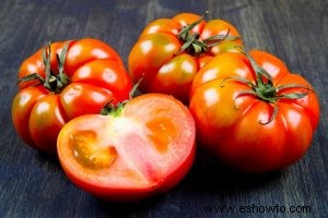 Cultive sus tomates con estos sencillos consejos