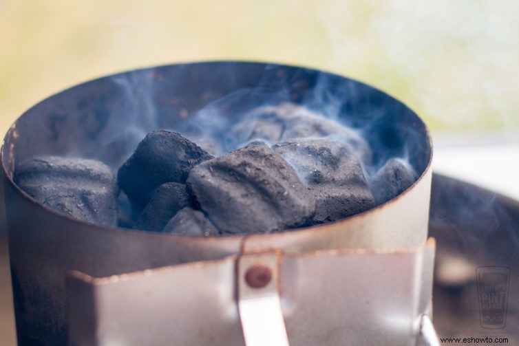 Cómo usar una chimenea de carbón