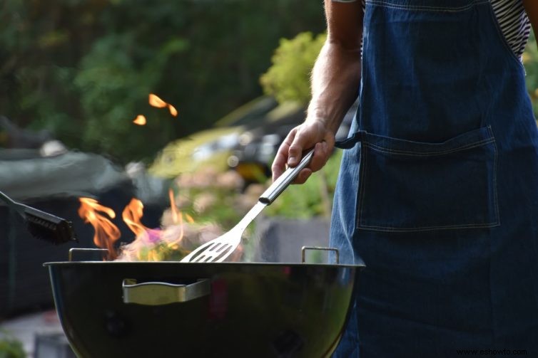 Cómo y cuándo sazonar su parrilla