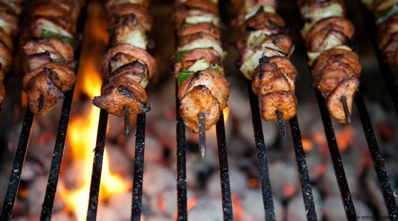 Cómo limpiar su barbacoa y prepararla para la temporada