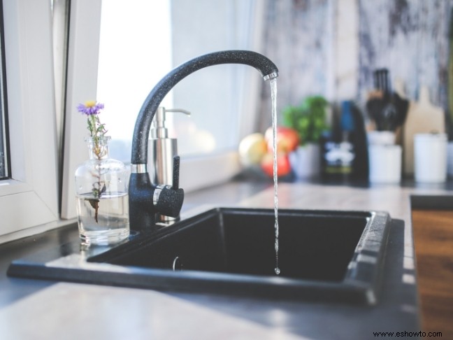 Maneras inteligentes de aumentar la eficiencia del agua en su hogar familiar