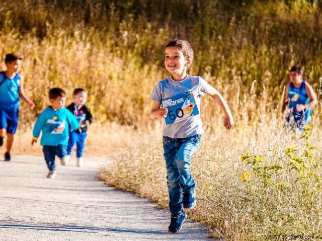 Los beneficios físicos y mentales de hacer ejercicio con sus hijos