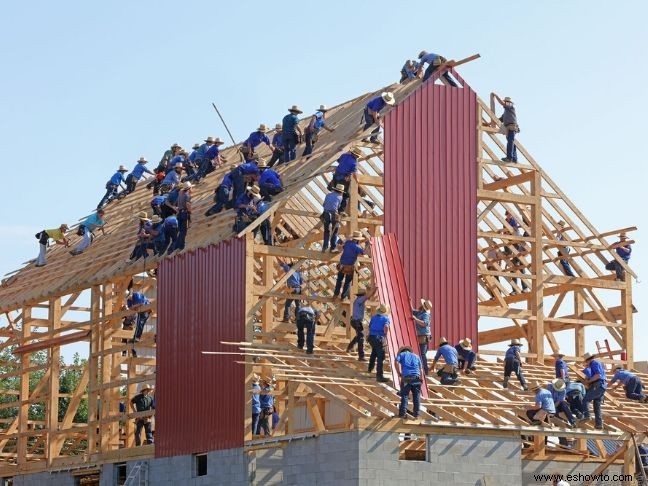 ¿Es más barato comprar o construir su nueva casa familiar