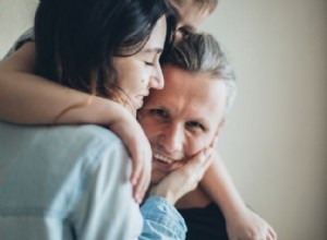 Cómo mantener viva la chispa en tu matrimonio después de tener hijos: consejos expertos