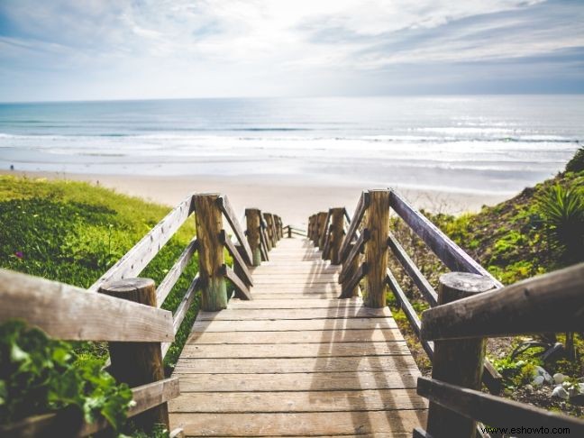 Por qué debería acampar en la playa este verano (actividades imprimibles)