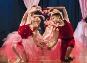 5 Razones Poderosas para Involucrar a tu Hijo en las Artes