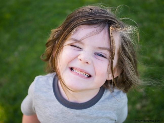 Niños rechinando los dientes:lo que deben hacer los padres