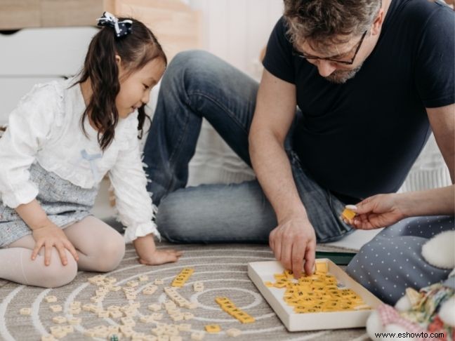 Cómo organizar la mejor noche de juegos en familia