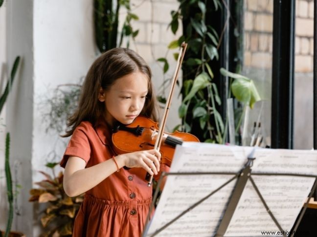 Por qué sus hijos deberían aprender a tocar un instrumento musical