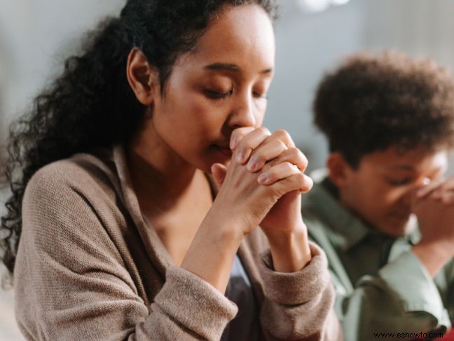 Cómo acercarse a sus hijos acerca de la espiritualidad