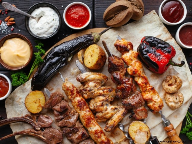 Diez consejos para una parrillada saludable con amigos y familiares