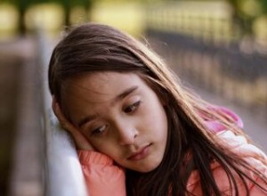 Efectos Duraderos del Abandono Parental: Impacto en Adolescentes y Adultos Jóvenes