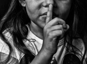 6 Señales Clave del Esquema de Desconfianza/Abuso: Identifícalo y Supéralo